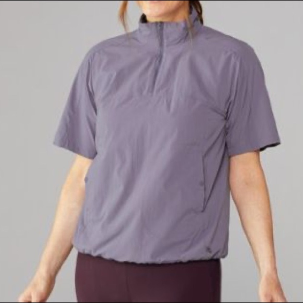 Mountain Hardwear Echo Lake womens XS top. Like new.